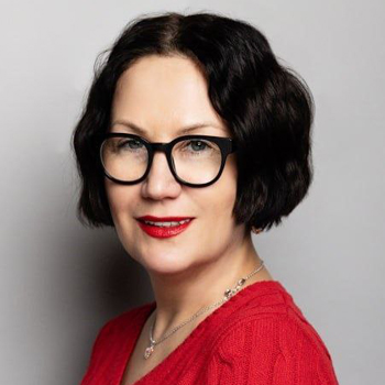 Елена Капура