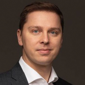 Владимир Нелюб
